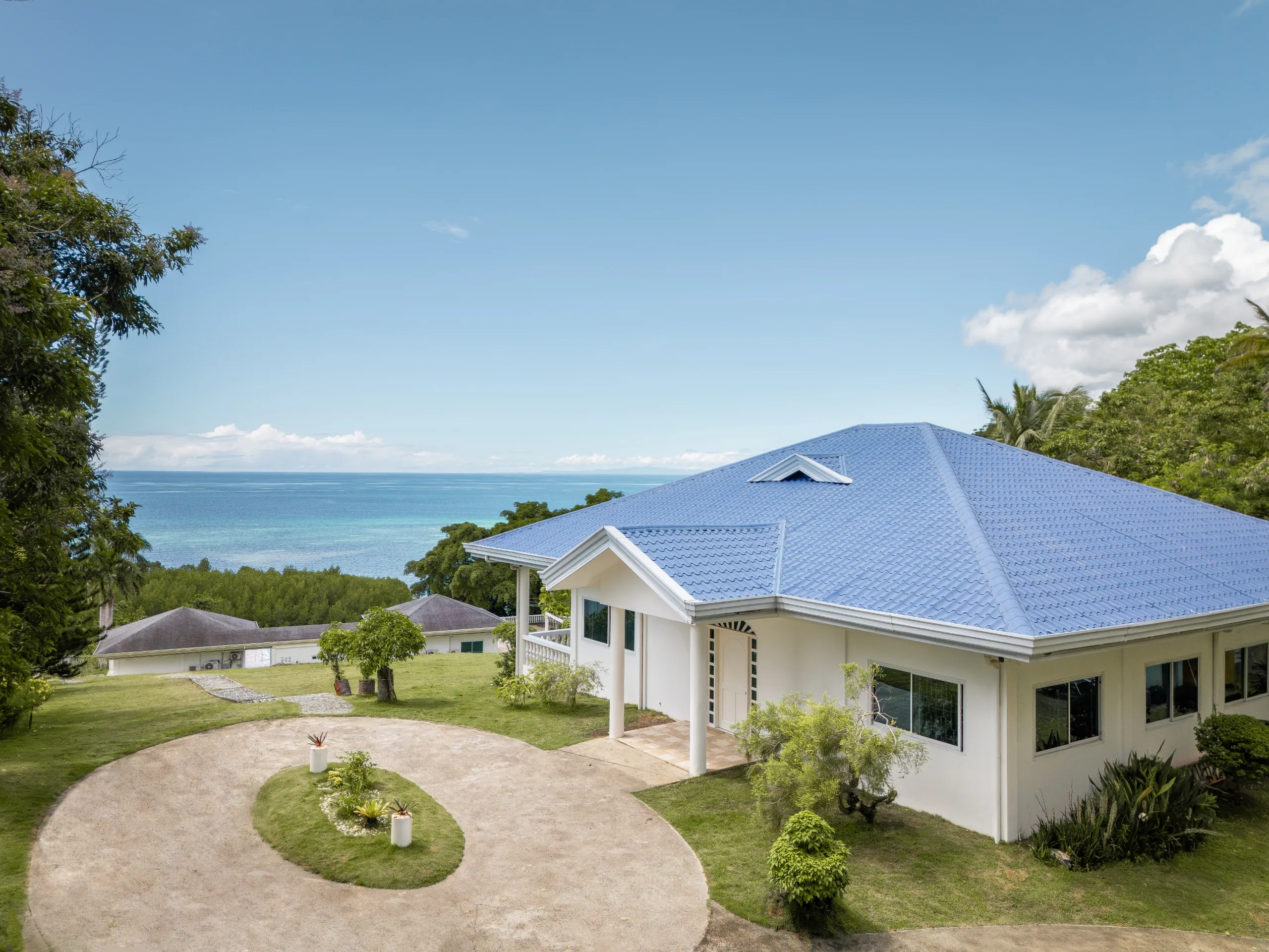 Astoria Bohol Lantawan