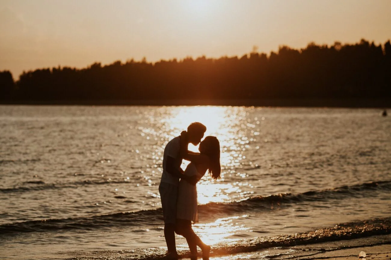 4 Astounding Beach Proposal Ideas